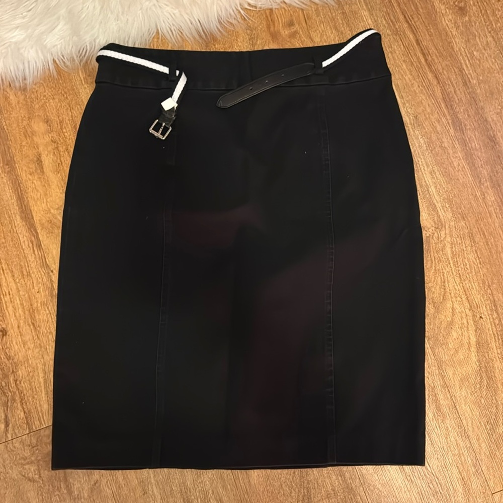 Chaps size 10, black skirt with black and white belt